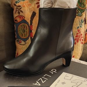 Dr. Liza bootie